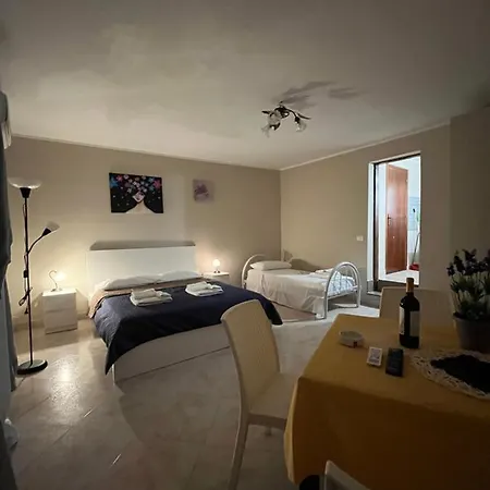 Apartment Domus Aurea Porta Giudecca *